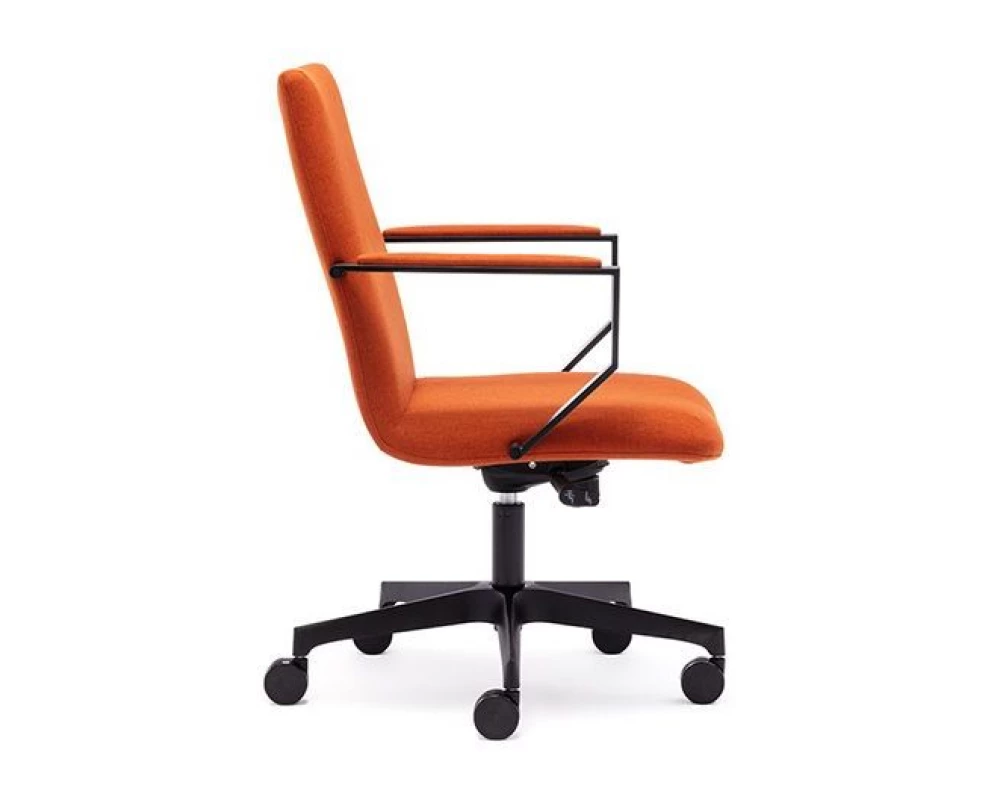 Кресло Hugo D80